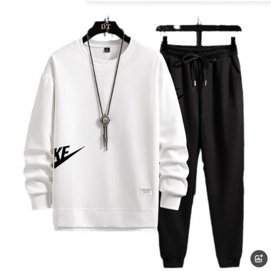 Men's fashionable round neck comfortable loose casual sports suit Men's fashionable round neck comfortable loose casual sports suit